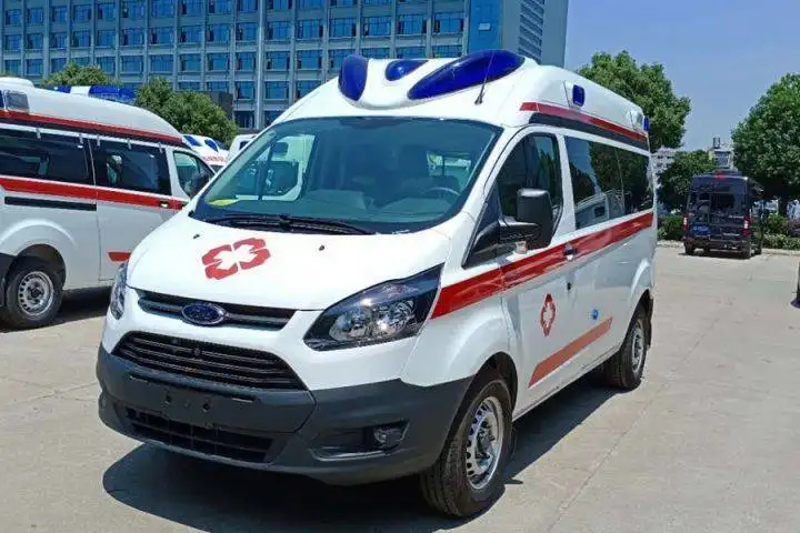 木垒哈萨克长途救护车转院